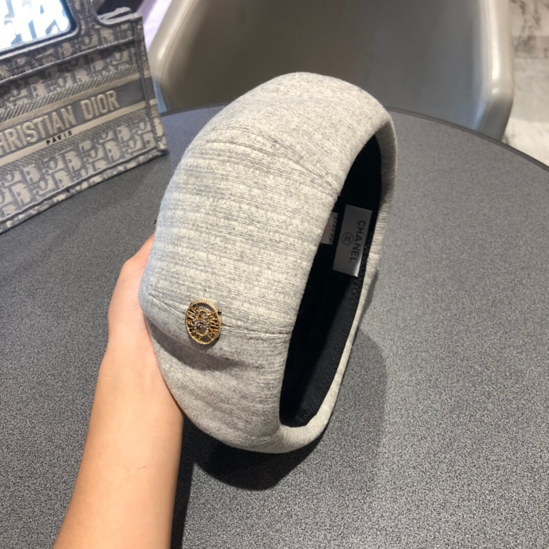 Chanel Wool Beret D015