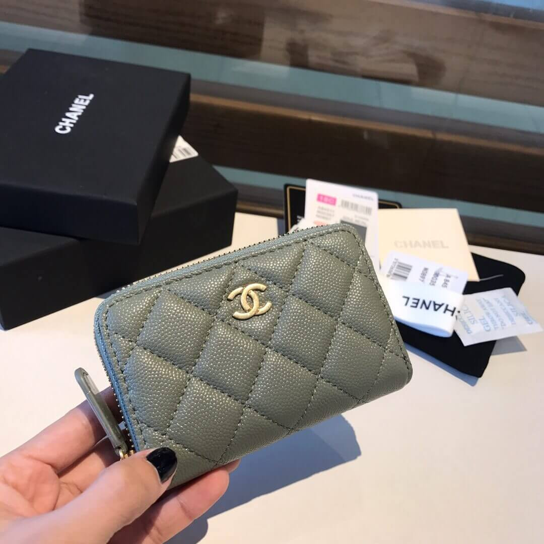Chanel Grainy Calfskin Classic Zipped Card Holder A84511
