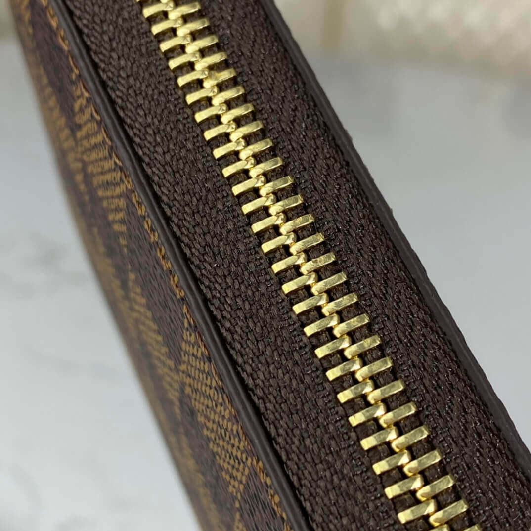 Louis Vuitton Christmas Animation 2020 Zippy Wallet N60403