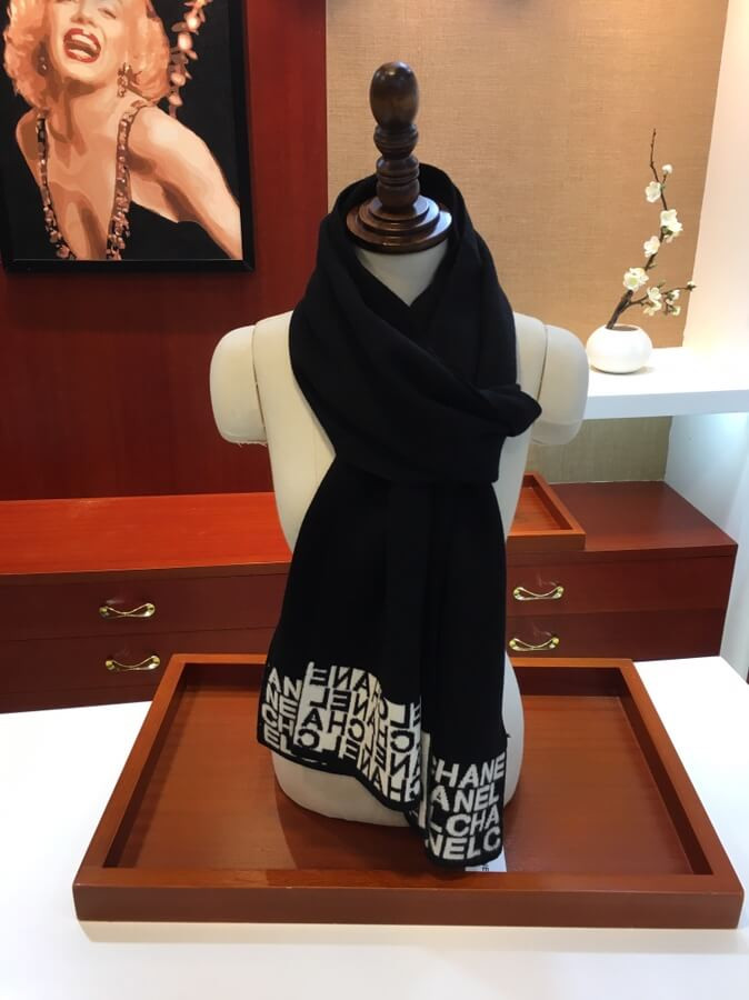 Chanel Cashmere Scarf AA0823