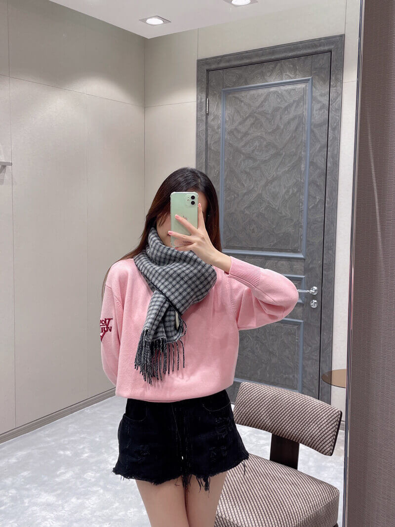 Fendi Grey Wool And Cashmere Scarf FXT334