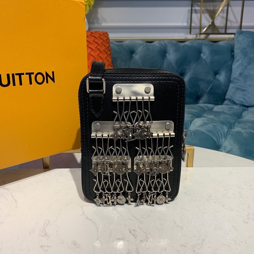 Louis Vuitton Calf Leather Danube Messenger M53975