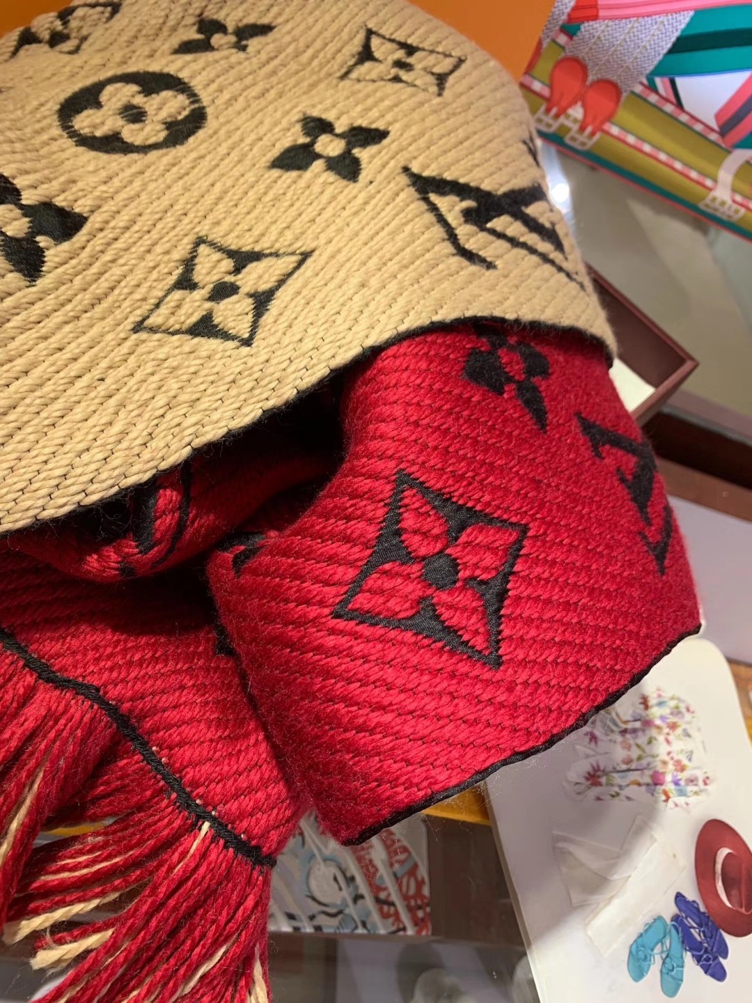 Louis Vuitton Logo Duo Scarf M73886