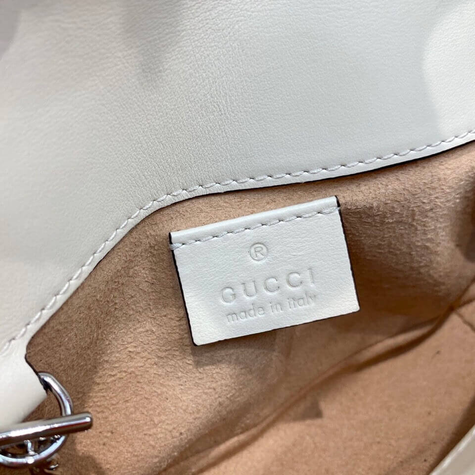 Gucci GG Apple Print Super Mini Bag 476433