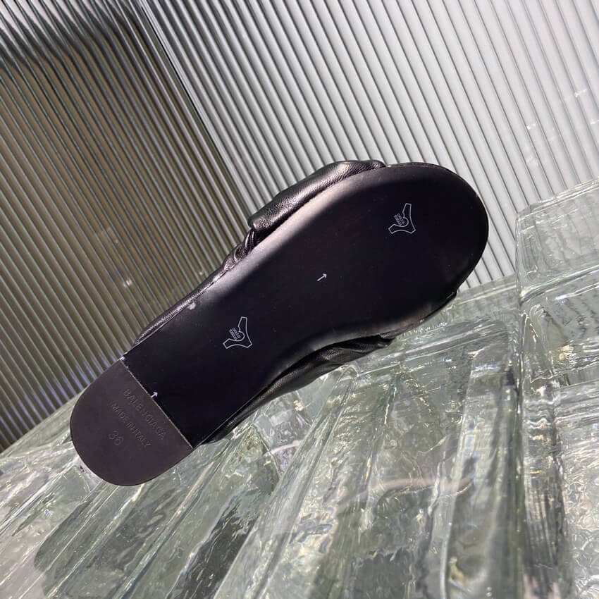 Balenciaga Drapy Flat Sandal 636576