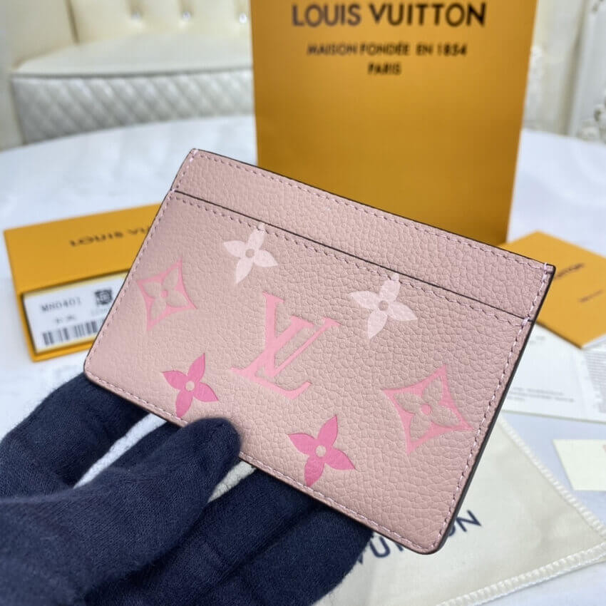 Louis Vuitton Card Holder M80401