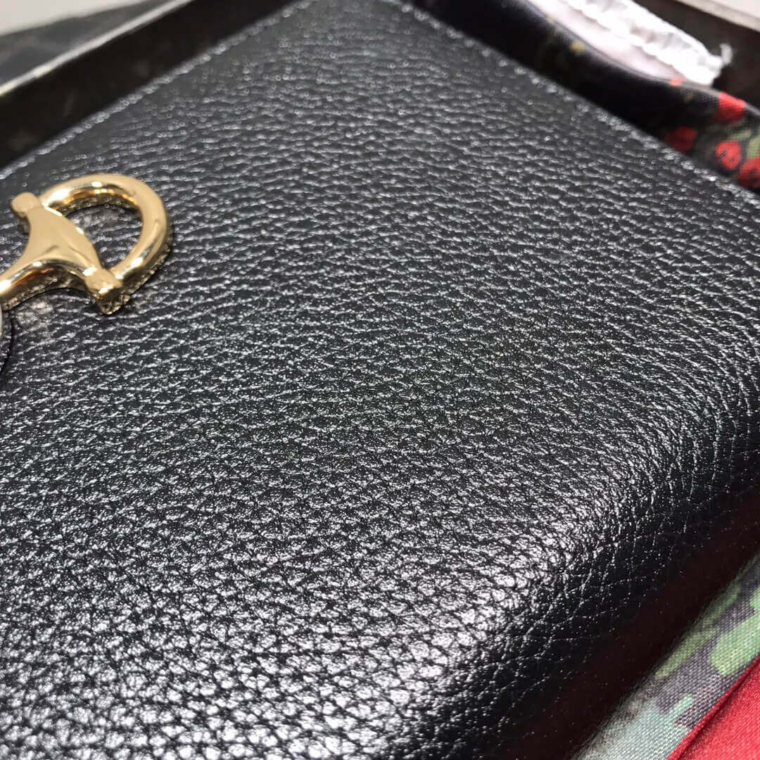 Gucci Zumi Grainy Leather Zip Around Wallet 570661
