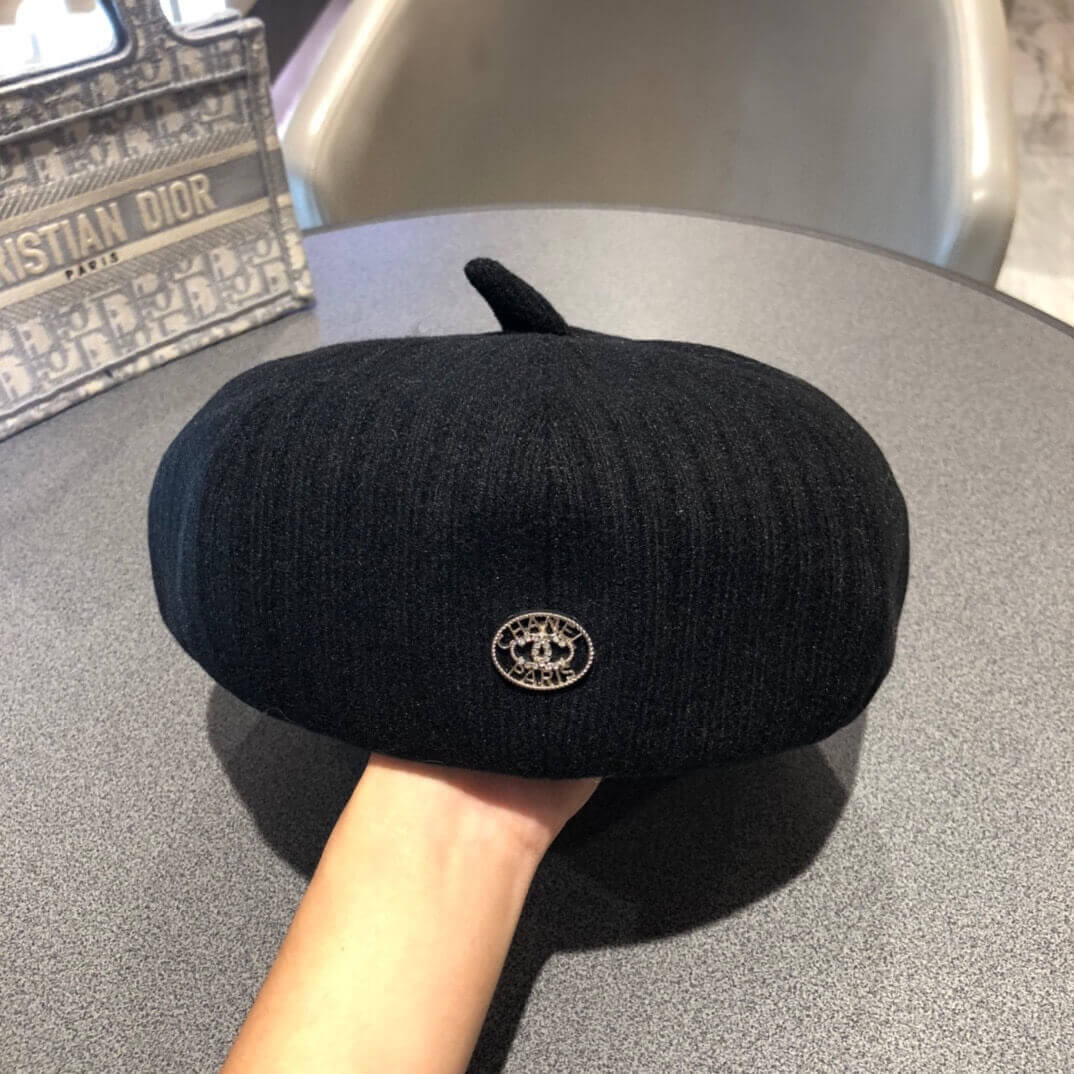 Chanel Wool Beret D015