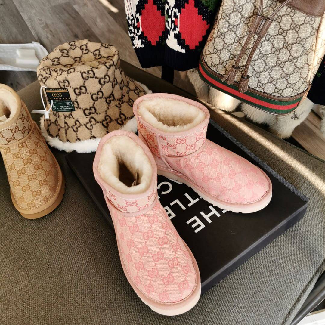 Gucci GG Wool Ankle Boot 599017