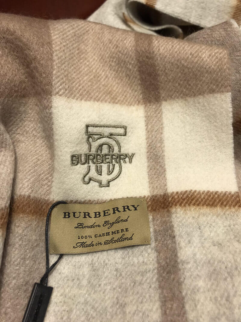 Burberry Unisex Check Wool Scarf 2403
