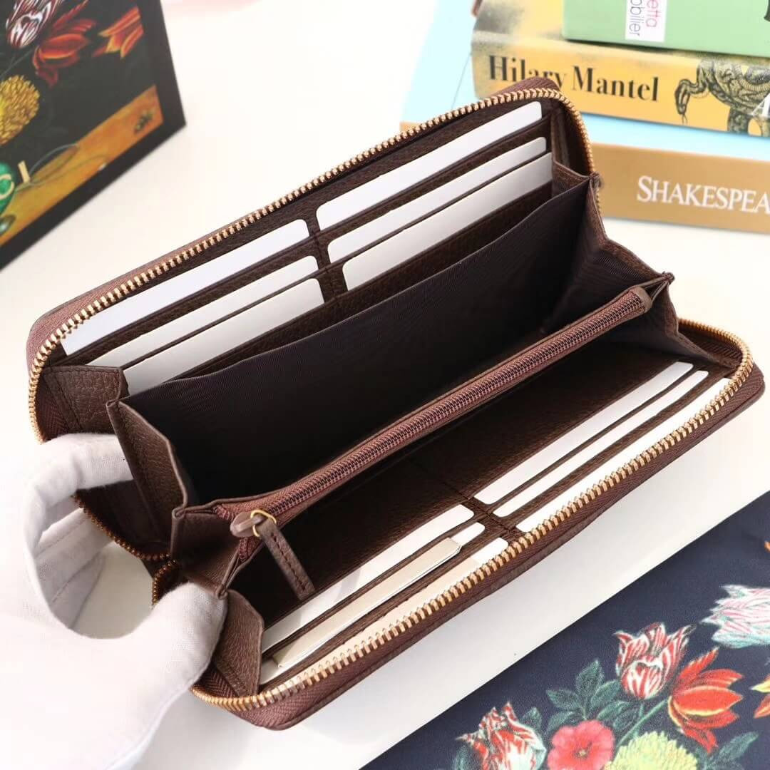 Gucci Zip Around Wallet With Three Little Pigs 557696