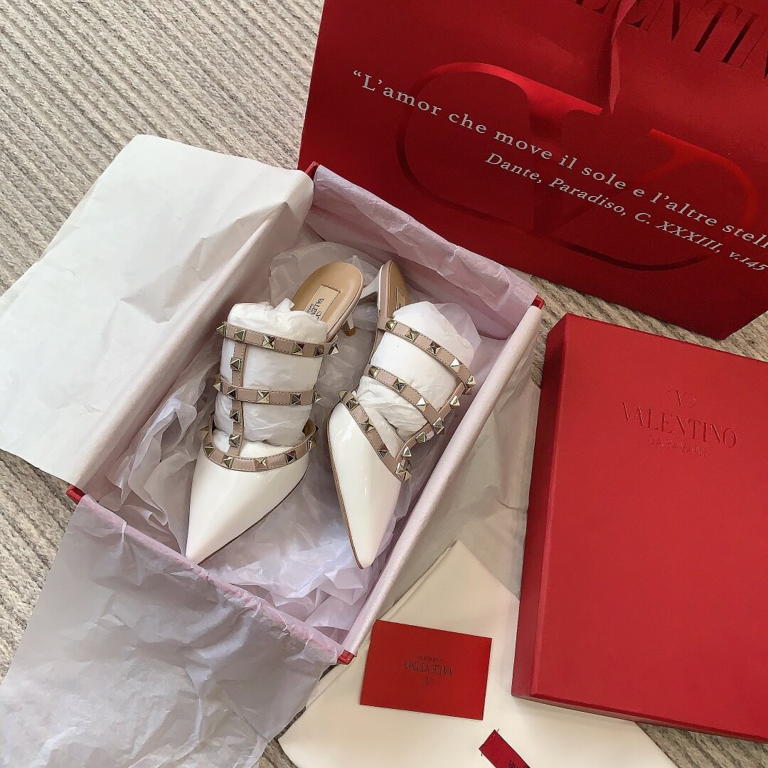 Valentino Rockstud Patent Leather Slingback Pump 50 mm A2020310