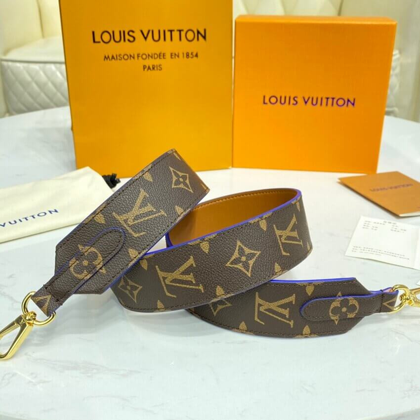 Louis Vuitton Monogram Canvas Bandoulière J02288
