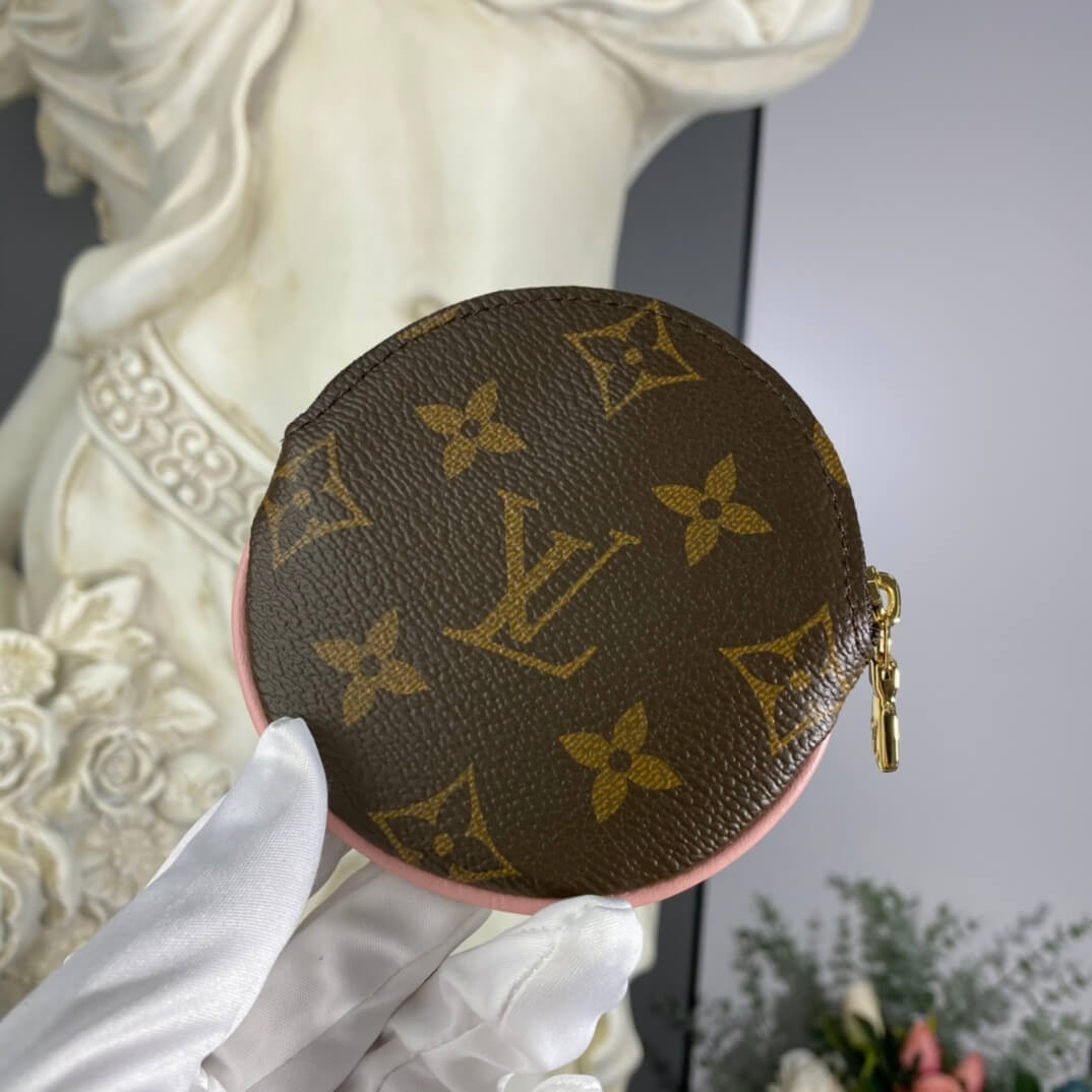 Louis Vuitton Christmas Animation 2020 Round Coin Purse M69757