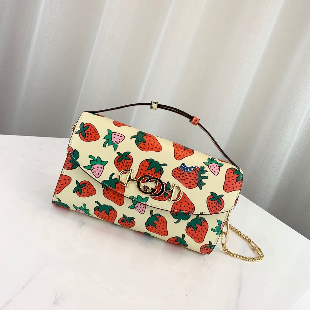 Gucci Zumi Strawberry Print Small Shoulder Bag 572375