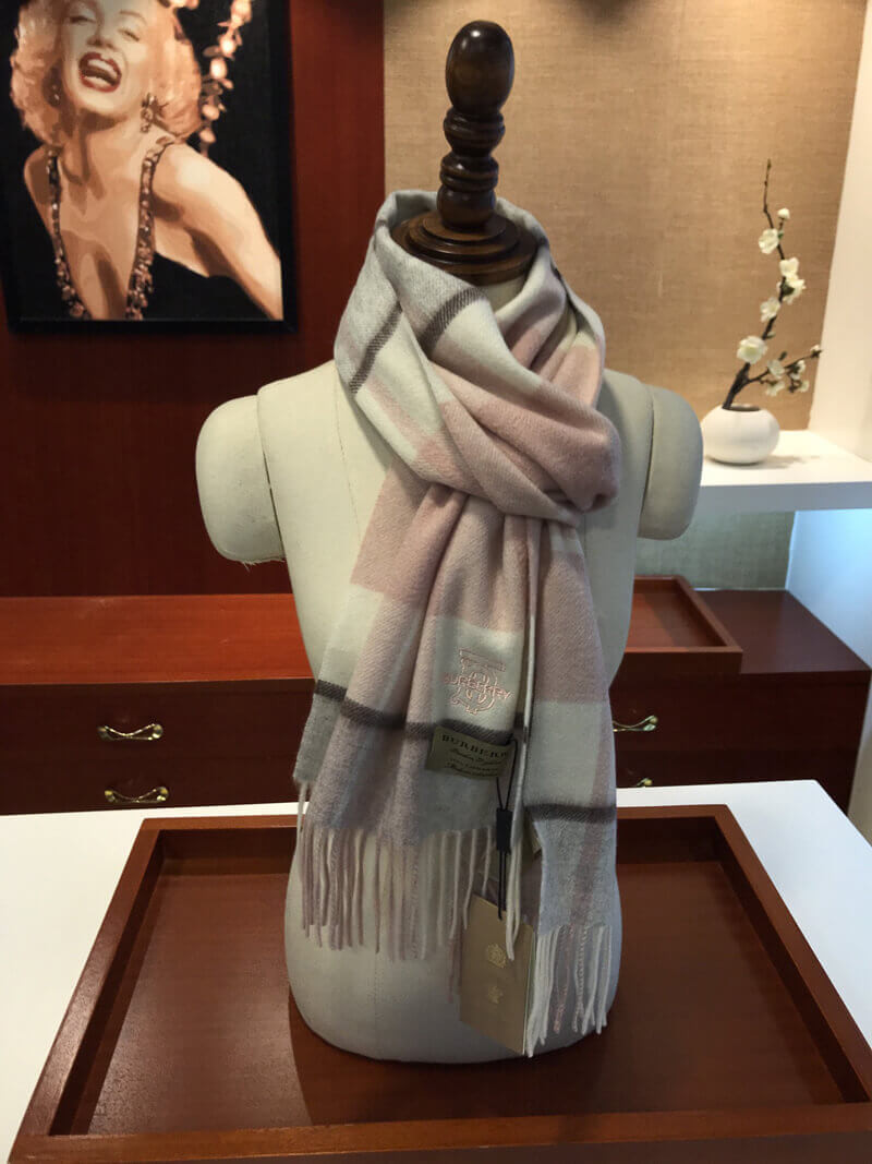 Burberry Unisex Check Wool Scarf 2401