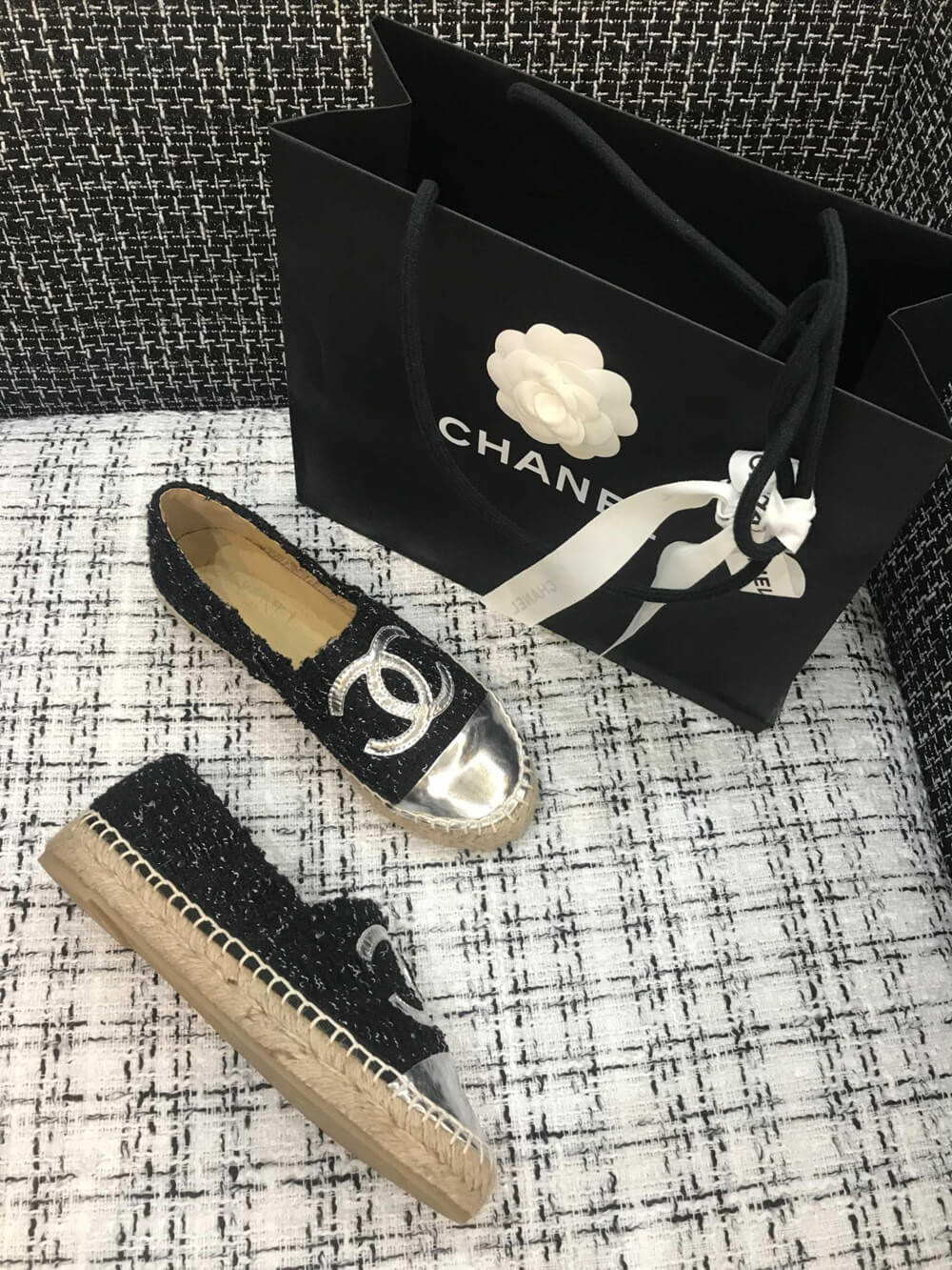 Chanel Tweed & Patent Calfskin Espadrilles G29762 Black/Silver