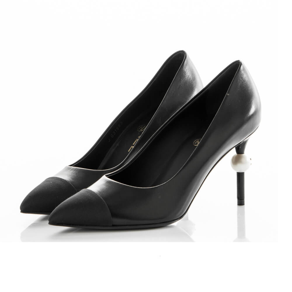 Chanel Calfskin & Velvet Pump With Pearl G178144
