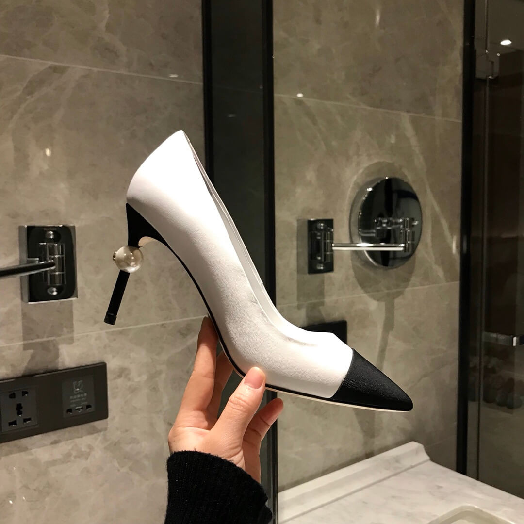Chanel Calfskin & Velvet Pump With Pearl G178144