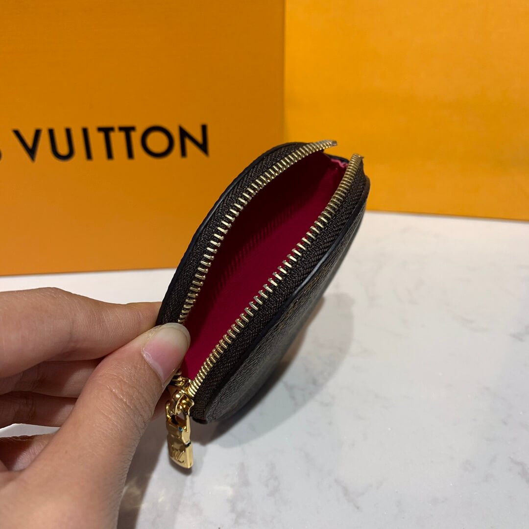 Louis Vuitton Courchevel Round Coin Purse M61926