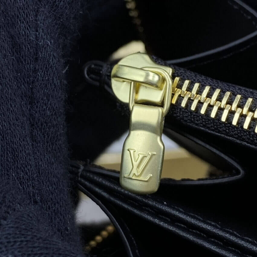 Louis Vuitton Monogram Reverse Canvas Zippy Wallet M69353