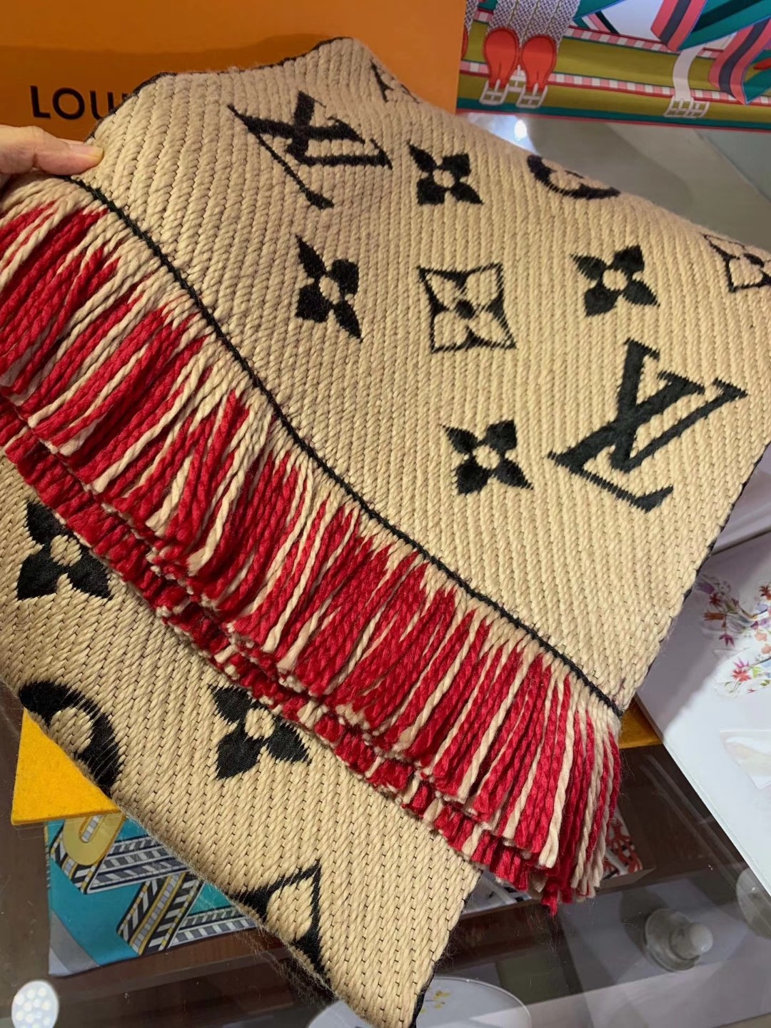 Louis Vuitton Logo Duo Scarf M73886