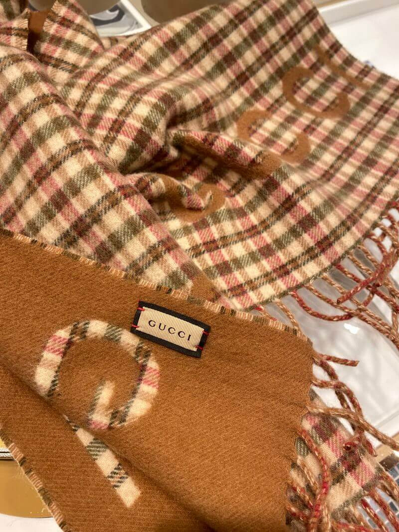 Gucci Check Jacquard Scarf With Gucci 644311