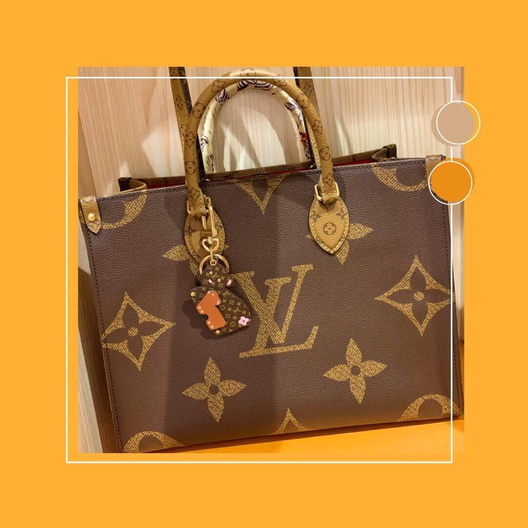 Louis Vuitton Mummy And Baby Bear Bag Charm And Key Holder M69558