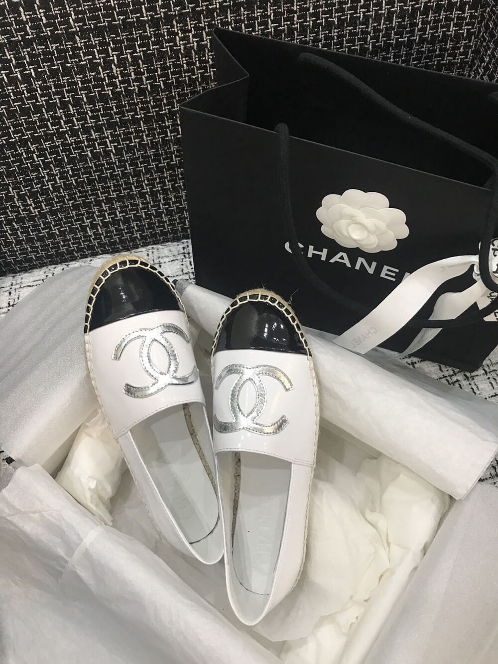 Chanel Patent Calfskin & Metallic Goatskin Espadrilles G29762
