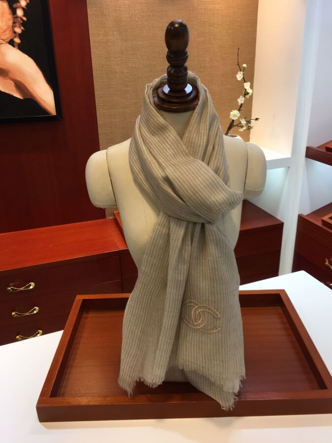 Chanel Cashmere Stole B02021