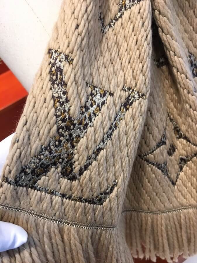 Louis Vuitton Monogram Giant Jungle Logomania Scarf M75884