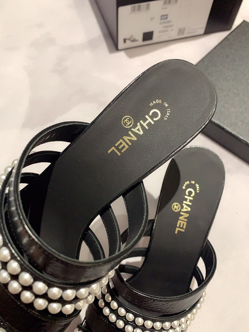 Chanel Laminated Lambskin Mules G35381