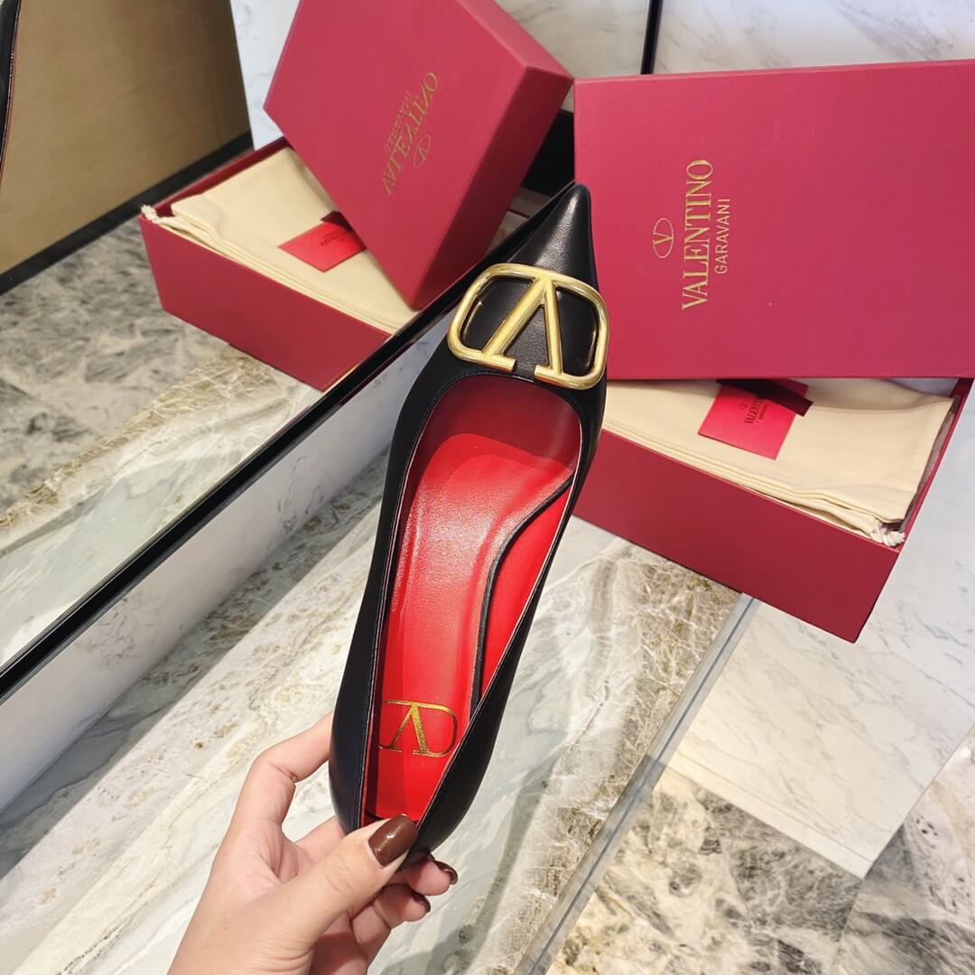 Valentino Garavani Vlogo Calfskin Pump 75mm TW2S0R78
