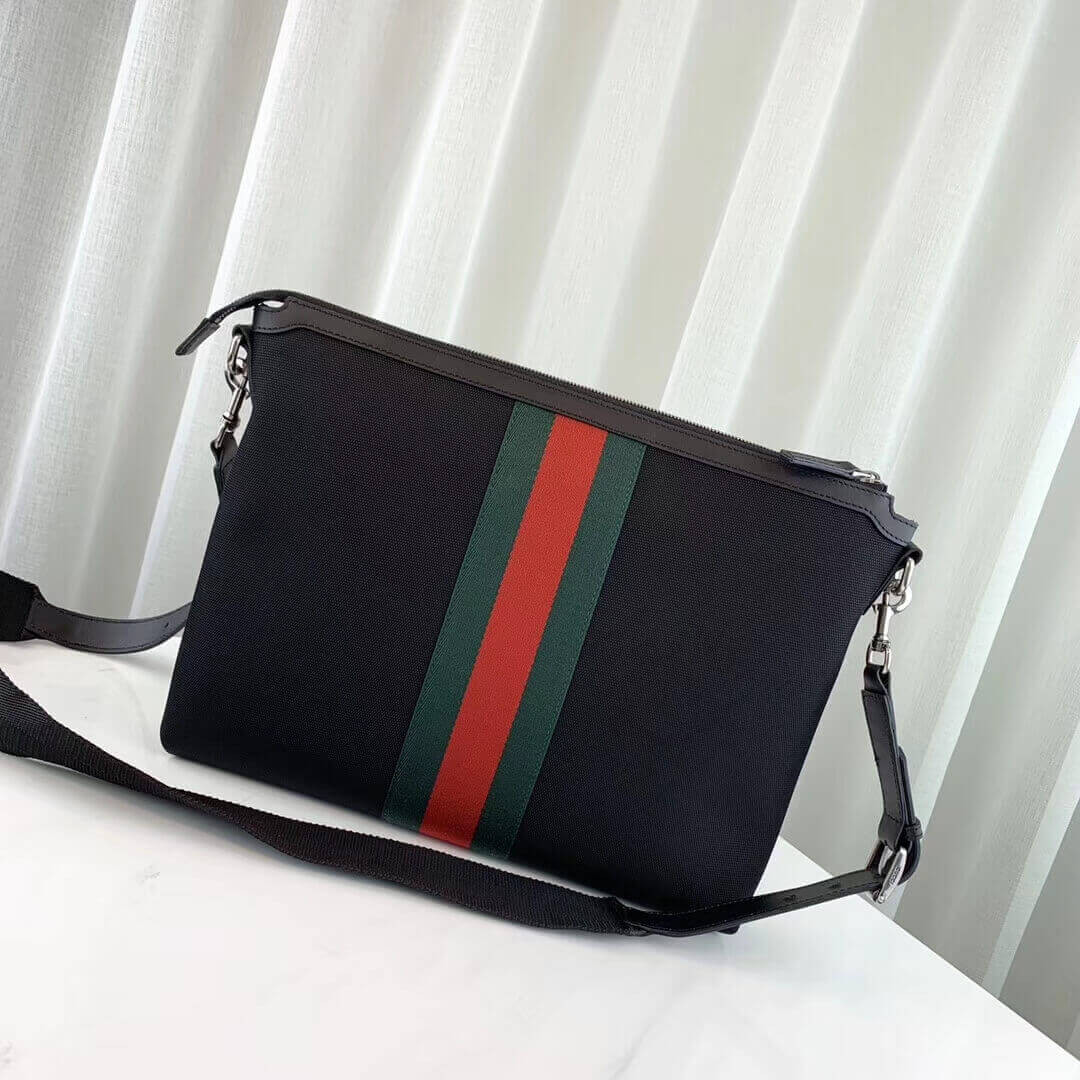 Gucci GG Supreme Medium Messenger Bag 523335 Black