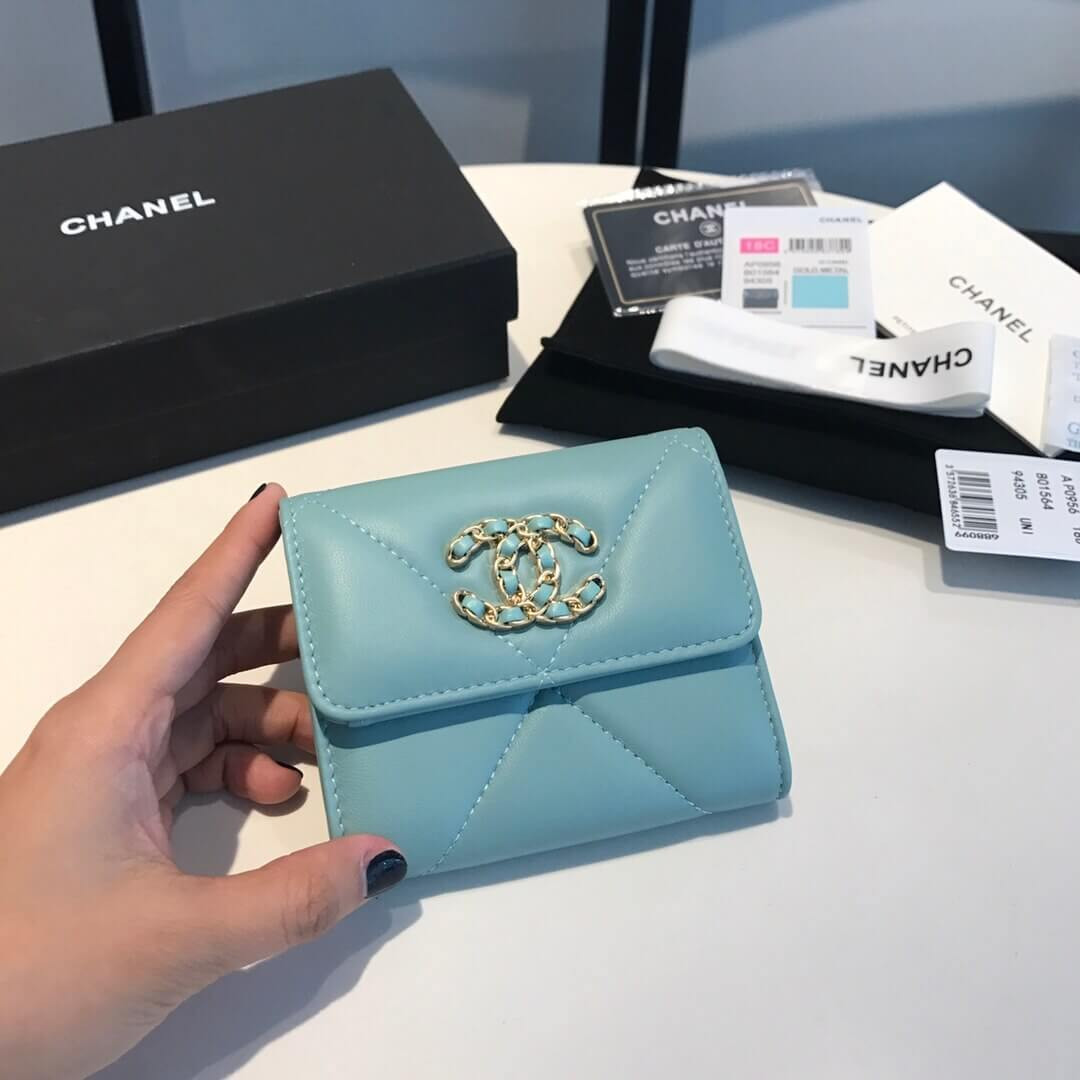 Chanel 19 Trifold Compact Wallet AP0956