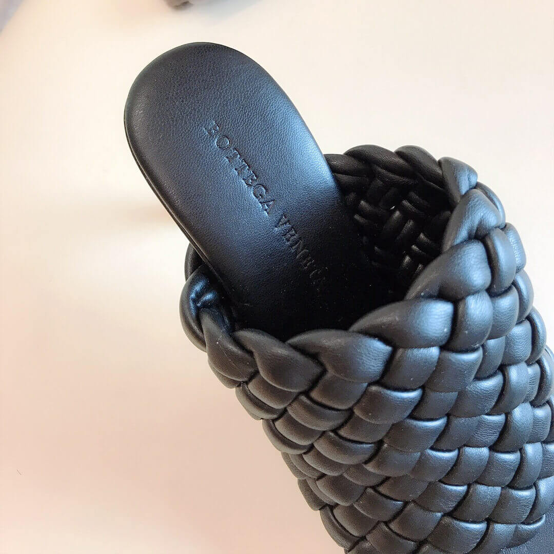 Bottega Veneta BV Curve Sandals 621340 Black