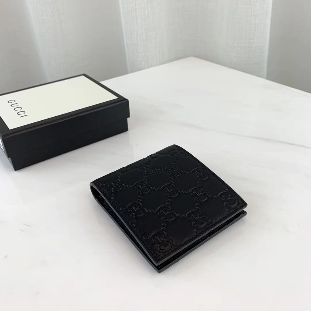 Gucci Signature Wallet 365466