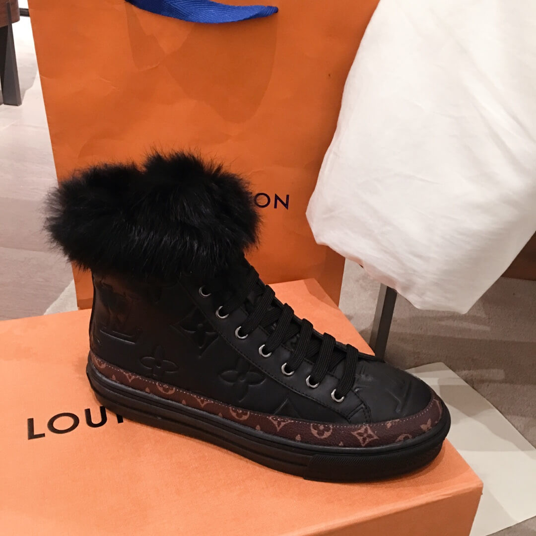 Louis Vuitton Fur Lined Sneaker 5C3137