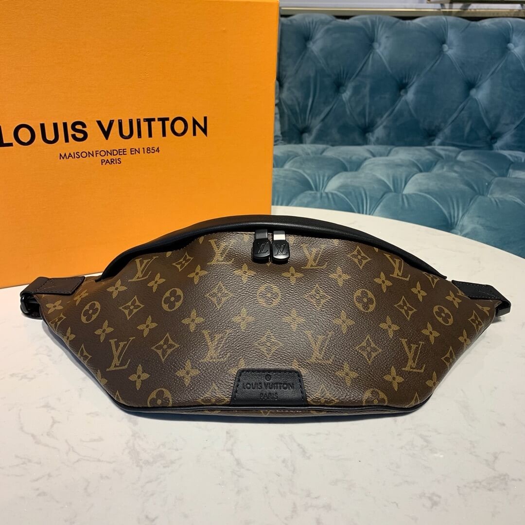 Louis Vuitton Monogram Cavas Discovery Bumbag M44336