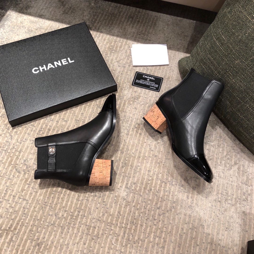 Chanel Ankle Boots G35046