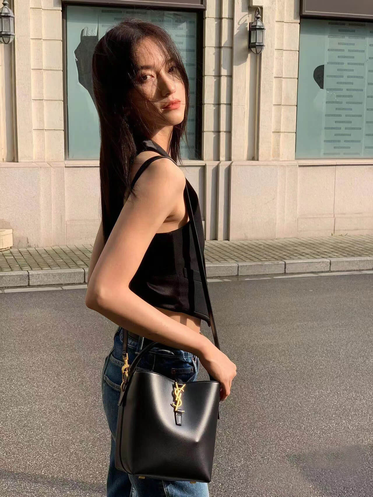 Saint Laurent Le 37 Small Bucket Bag 749036