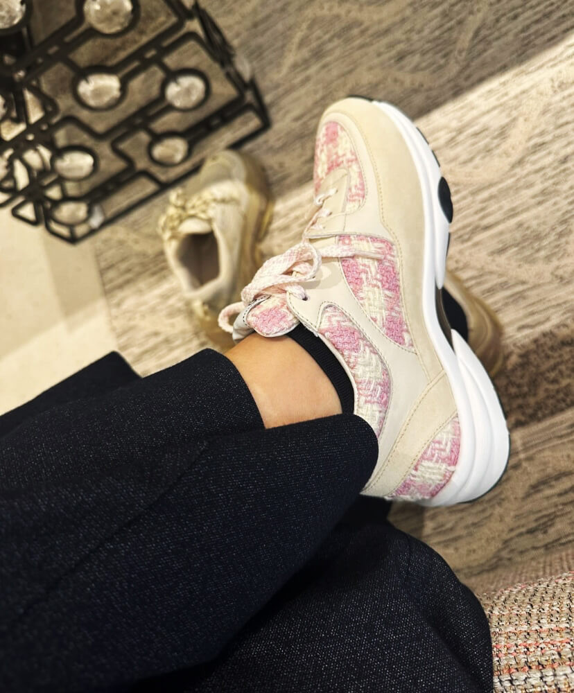 Chanel Tweed Low Cut Sneakers G38299 Pink
