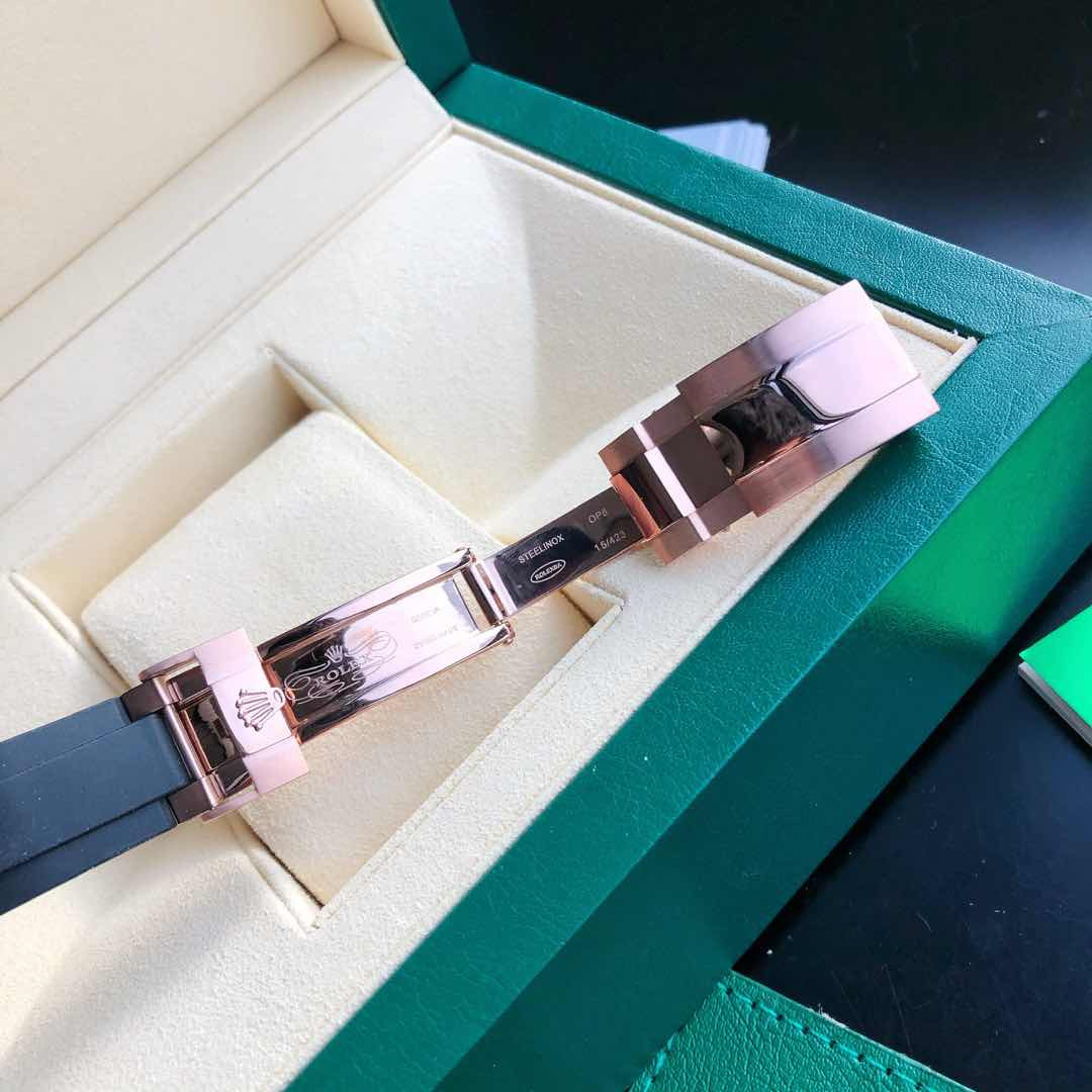 Rolex Yacht-Master 40mm Rose Gold Rainbow 116655