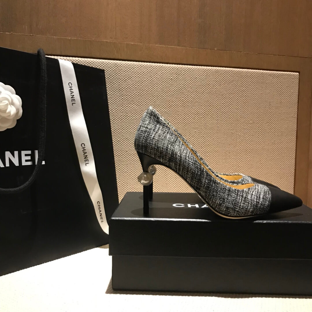 Chanel Tweed Pearl Heel Pumps G178144