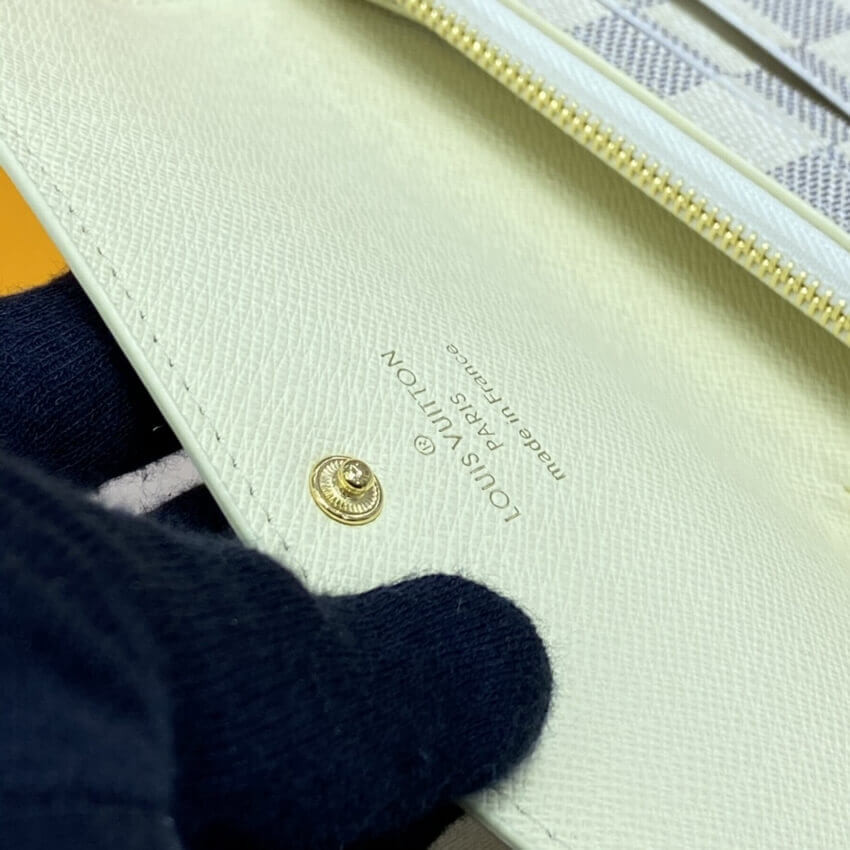 Louis Vuitton Damier Azur Canvas Emilie Wallet N41625