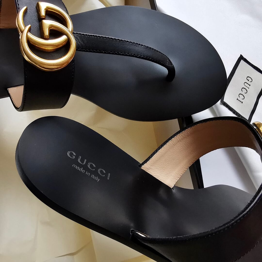 Gucci Leather Thong Sandal With Double G 497444