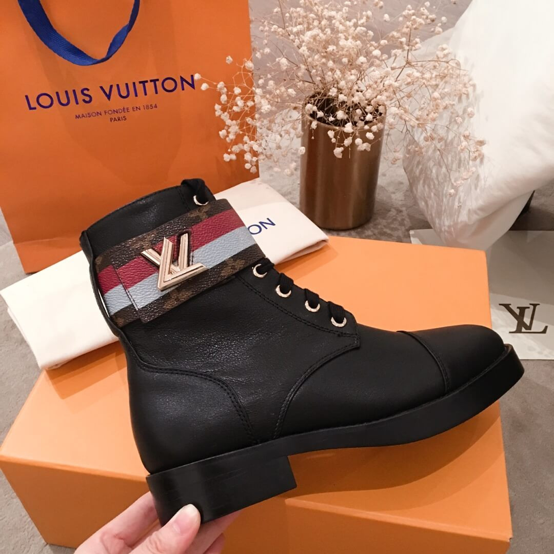 Louis Vuitton Wonderland Flat Ranger Boot 1A2Q4N