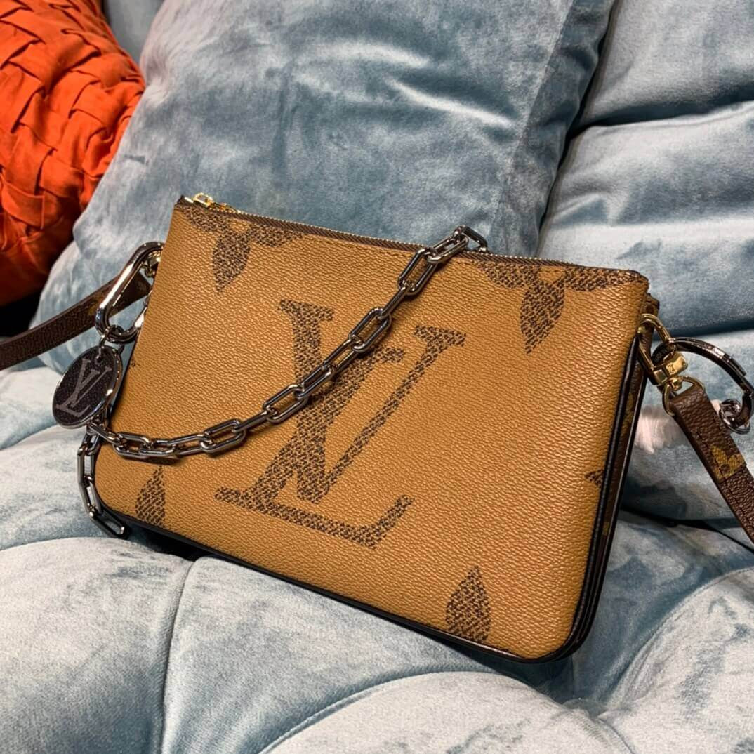 Louis Vuitton LV Key Chain Key Holder M68862