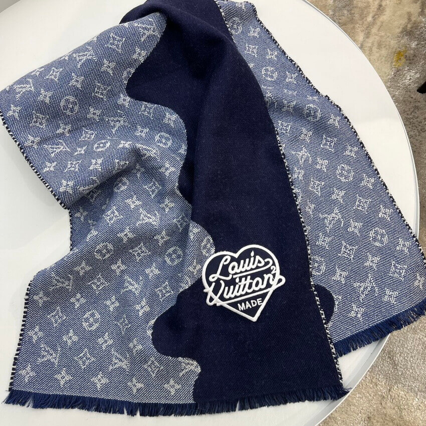 Louis Vuitton Monogram Drip Scarf MP3255 Blue