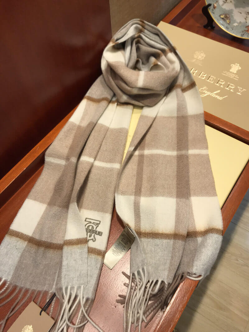 Burberry Unisex Check Wool Scarf 2403